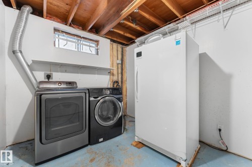 3422 138A Avenue Nw, Edmonton, AB - Indoor Photo Showing Laundry Room