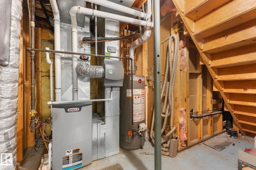 3422 138A Avenue Nw, Edmonton, AB - Indoor Photo Showing Basement