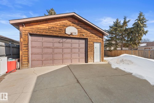 3422 138A Avenue Nw, Edmonton, AB - Outdoor With Exterior