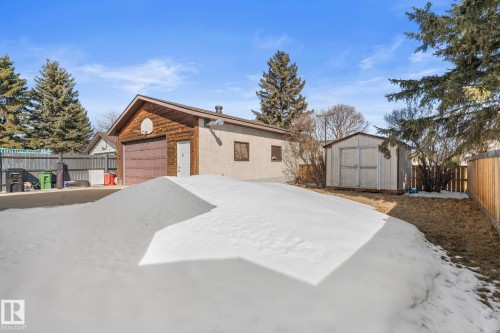3422 138A Avenue Nw, Edmonton, AB - Outdoor