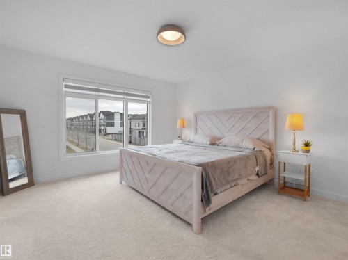 16252 19 Avenue, Edmonton, AB - Indoor Photo Showing Bedroom