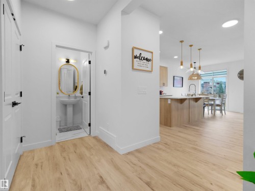 16252 19 Avenue, Edmonton, AB - Indoor