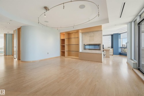 901 10035 Saskatchewan Drive, Edmonton, AB - Indoor Photo Showing Other Room