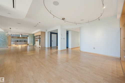901 10035 Saskatchewan Drive, Edmonton, AB - Indoor Photo Showing Other Room