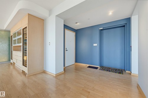 901 10035 Saskatchewan Drive, Edmonton, AB - Indoor Photo Showing Other Room