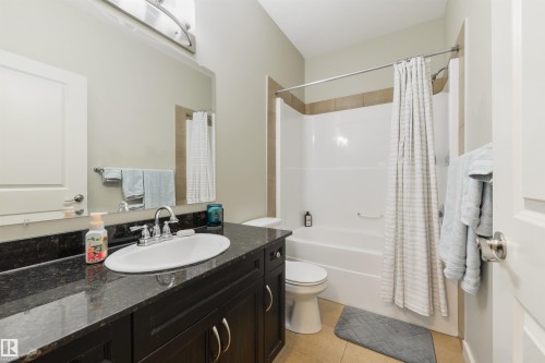 5 840 156 Street, Edmonton, AB - Indoor Photo Showing Bathroom
