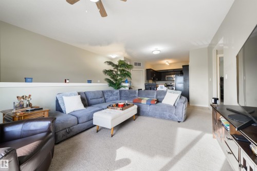 5 840 156 Street, Edmonton, AB - Indoor Photo Showing Living Room