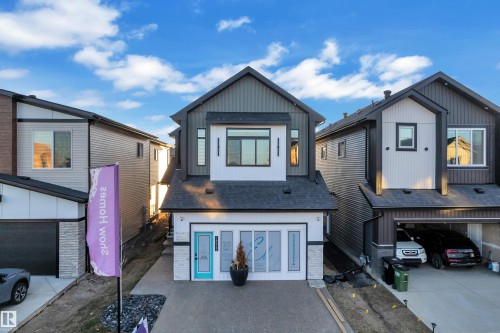 8922 Mayday Way, Edmonton, AB - Indoor Photo Showing Other Room