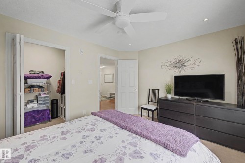 210 2204 44 Avenue, Edmonton, AB - Indoor Photo Showing Bedroom