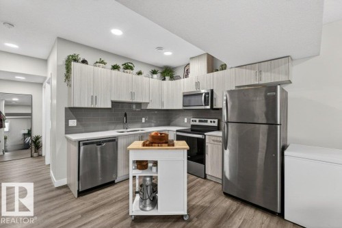 5052 Chappelle Road, Edmonton, AB - Indoor Photo Showing Kitchen With Stainless Steel Kitchen