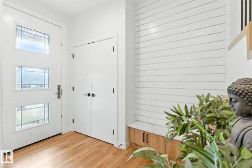 1048 Goldfinch Way, Edmonton, AB - Indoor Photo Showing Other Room