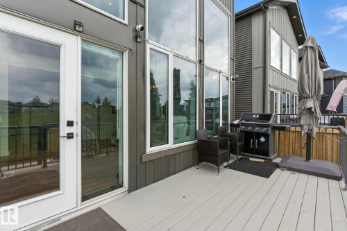 1048 Goldfinch Way, Edmonton, AB - Outdoor With Exterior