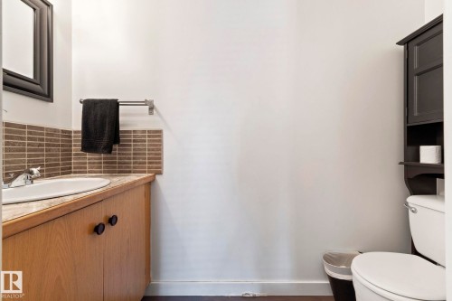 12210 92 Street, Edmonton, AB - Indoor Photo Showing Bathroom