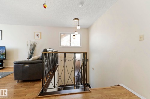 12210 92 Street, Edmonton, AB - Indoor Photo Showing Other Room
