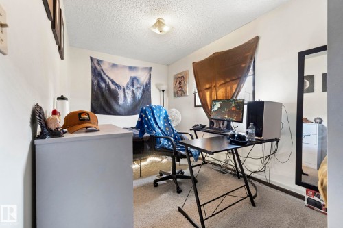 12210 92 Street, Edmonton, AB - Indoor Photo Showing Office