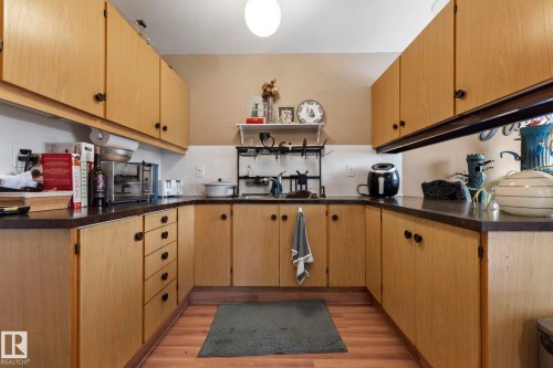 12210 92 Street, Edmonton, AB - Indoor Photo Showing Kitchen