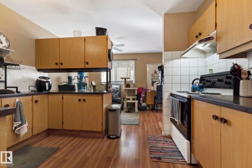 12210 92 Street, Edmonton, AB - Indoor Photo Showing Kitchen