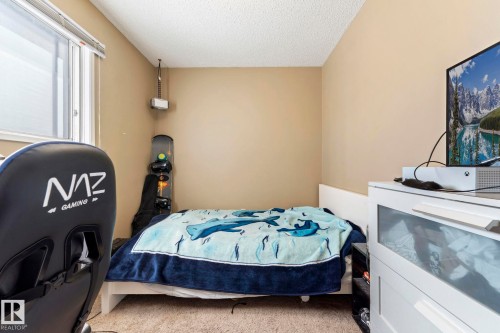 12210 92 Street, Edmonton, AB - Indoor Photo Showing Bedroom