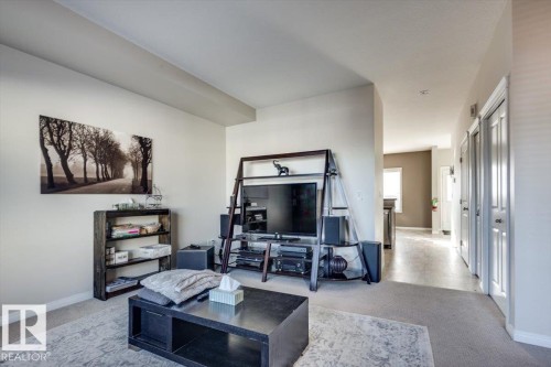 111 50 Lucky Place, Sylvan Lake, AB - Indoor