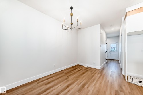 100 Elliott Wynd, Fort Saskatchewan, AB - Indoor Photo Showing Other Room