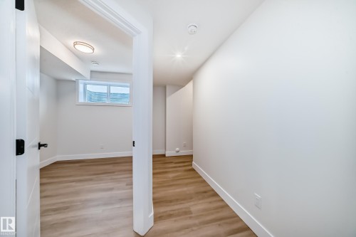 100 Elliott Wynd, Fort Saskatchewan, AB - Indoor Photo Showing Other Room