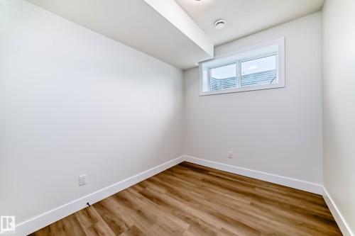 100 Elliott Wynd, Fort Saskatchewan, AB - Indoor Photo Showing Other Room
