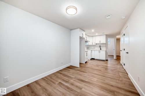 100 Elliott Wynd, Fort Saskatchewan, AB - Indoor Photo Showing Other Room