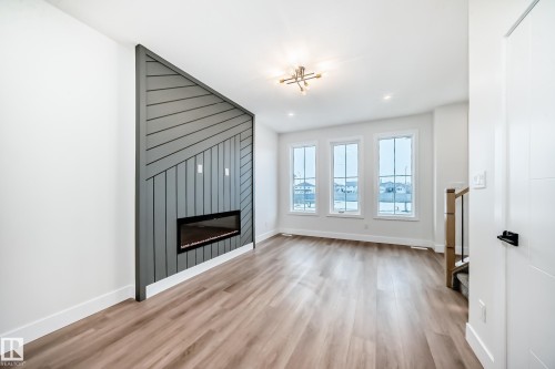 100 Elliott Wynd, Fort Saskatchewan, AB - Indoor With Fireplace