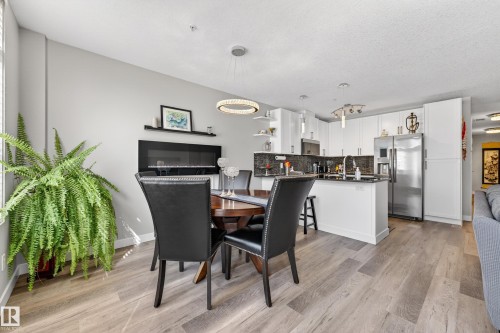 109 5151 Windermere Boulevard, Edmonton, AB - Indoor Photo Showing Other Room