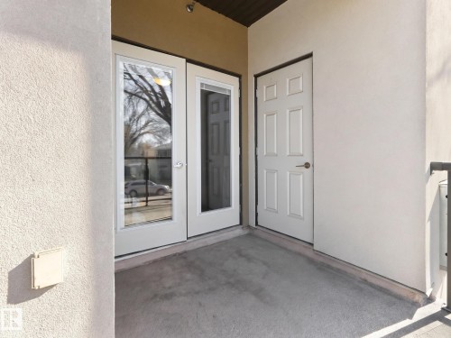 #13 11518 76 Av Nw, Edmonton, AB - Indoor