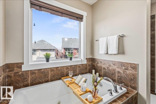 2108 77 Street, Edmonton, AB - Indoor Photo Showing Bathroom
