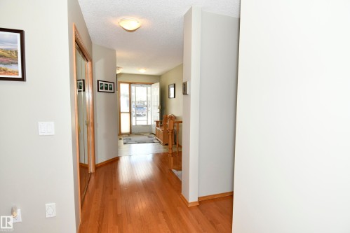 103 Lakeside Place, Leduc, AB - Indoor Photo Showing Other Room