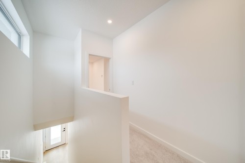 7538 80 Avenue, Edmonton, AB - Indoor Photo Showing Other Room