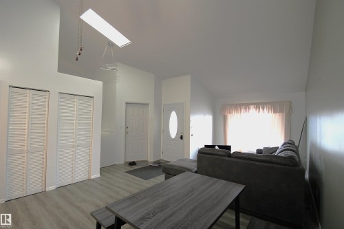 4834 49 Ave, St. Paul Town, AB - Indoor