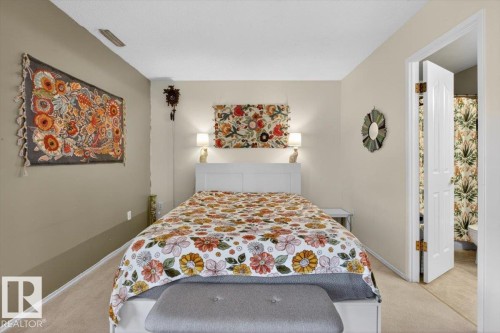 5780 172 Street, Edmonton, AB - Indoor Photo Showing Bedroom