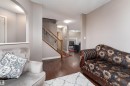 6811 19 Avenue, Edmonton, AB  - Indoor Photo Showing Living Room 