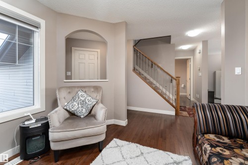 6811 19 Avenue, Edmonton, AB - Indoor