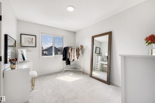 11987 34 Avenue, Edmonton, AB - Indoor