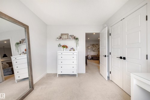 11987 34 Avenue, Edmonton, AB - Indoor