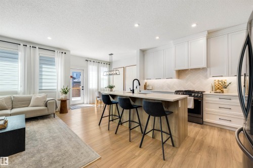 11987 34 Avenue, Edmonton, AB - Indoor Photo Showing Other Room
