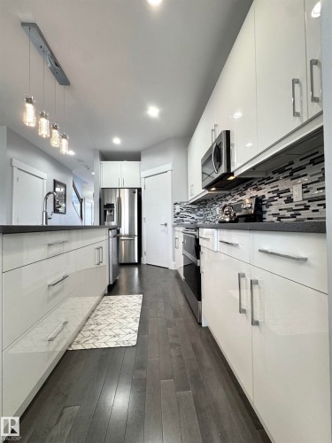 9220 154 Street, Edmonton, AB 