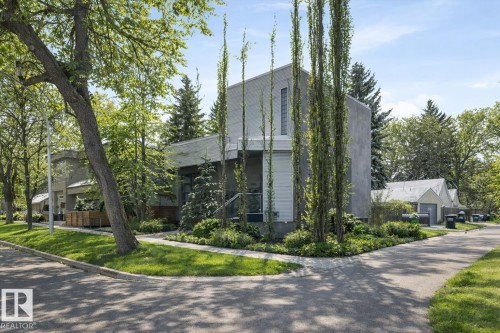 9012 98 Street, Edmonton, AB - Outdoor