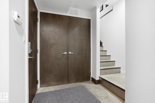 9012 98 Street, Edmonton, AB - Indoor Photo Showing Other Room