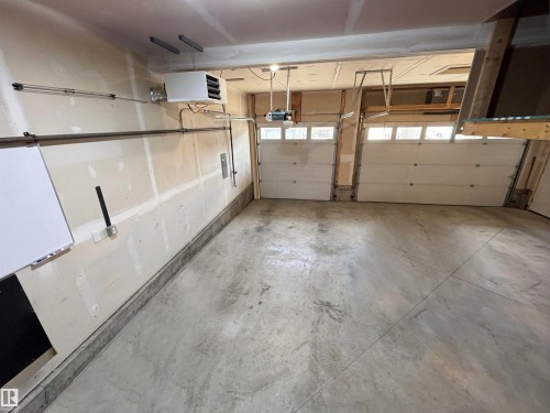 23 Dillworth Crescent, Spruce Grove, AB - Indoor Photo Showing Other Room