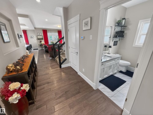 23 Dillworth Crescent, Spruce Grove, AB - Indoor Photo Showing Bathroom