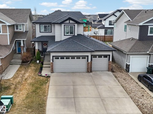 23 Dillworth Crescent, Spruce Grove, AB - Outdoor With Facade
