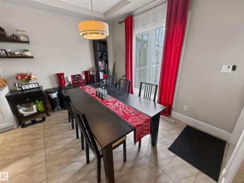 23 Dillworth Crescent, Spruce Grove, AB - Indoor Photo Showing Dining Room