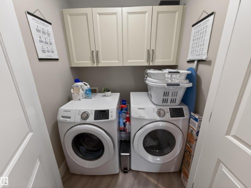 23 Dillworth Crescent, Spruce Grove, AB - Indoor Photo Showing Other Room