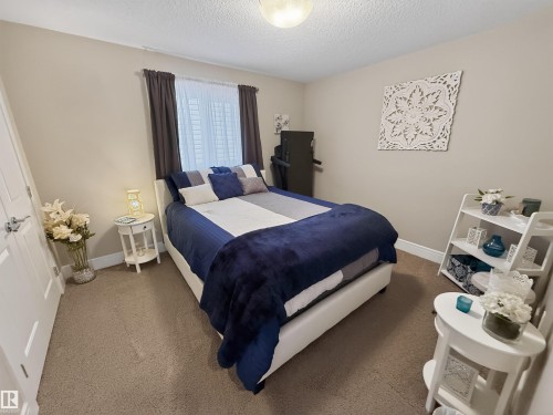23 Dillworth Crescent, Spruce Grove, AB - Indoor Photo Showing Bedroom