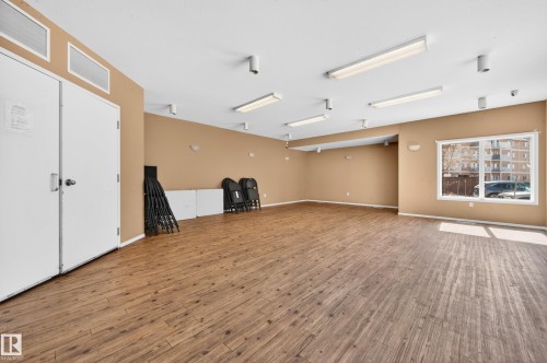 222 4304 139 Avenue, Edmonton, AB - Indoor Photo Showing Other Room